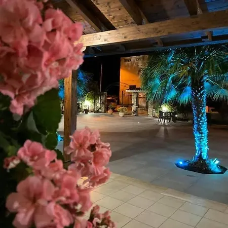 Borgo Albergo Mottola Apartment Rapolla
